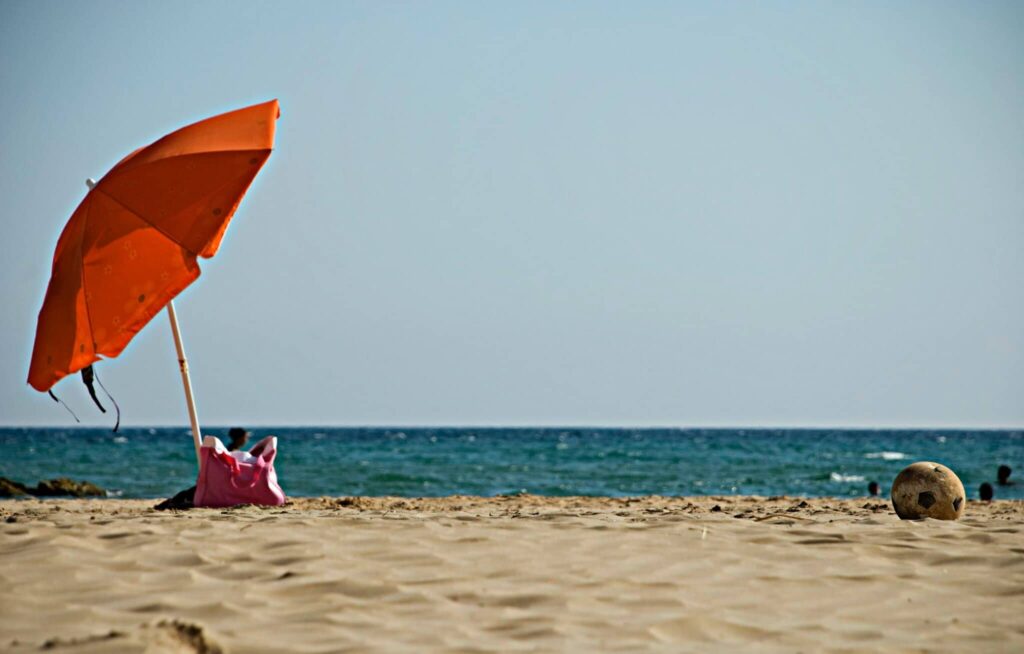 Spiaggia Donnalucata in Estate Spiaggia Donnalucata in Estate